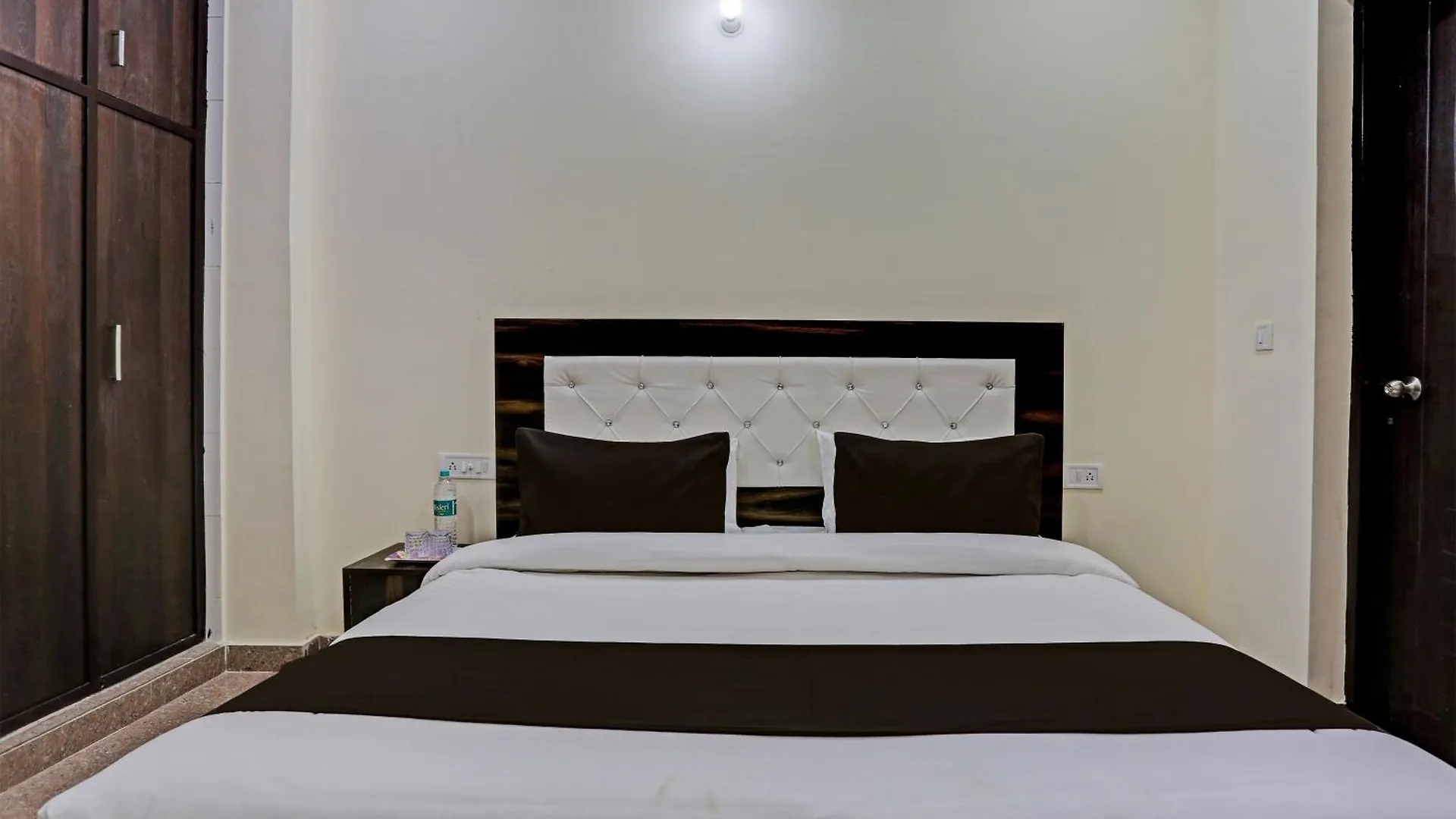 Hotel Collection O Rao Estate à Gurgaon